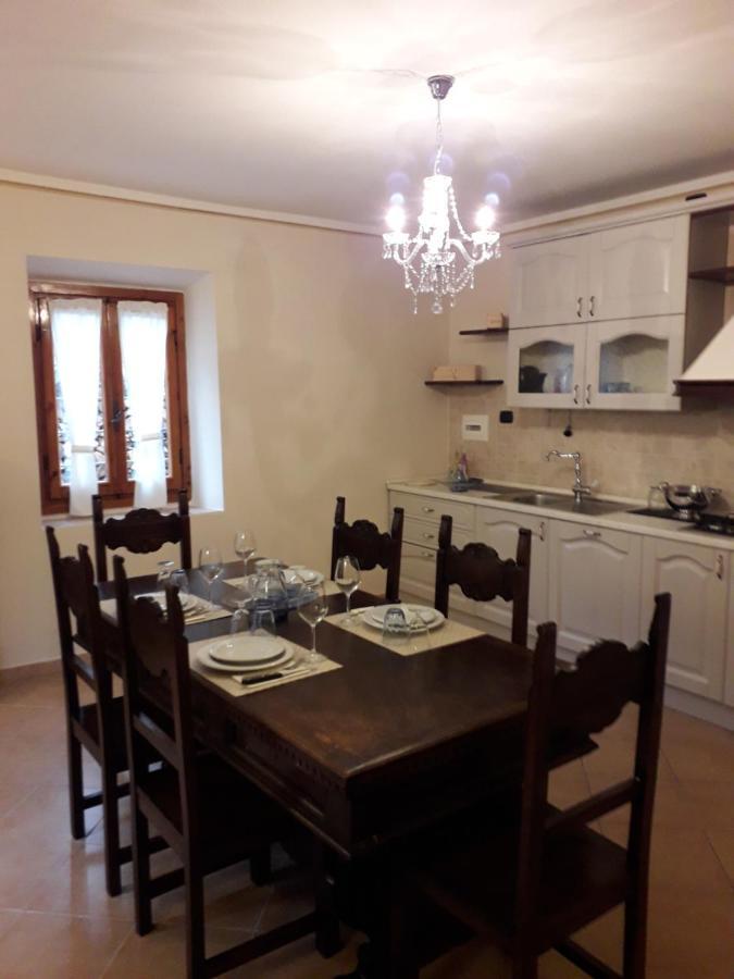 B&B La Casa Di Fuori Porta Gricignano ภายนอก รูปภาพ